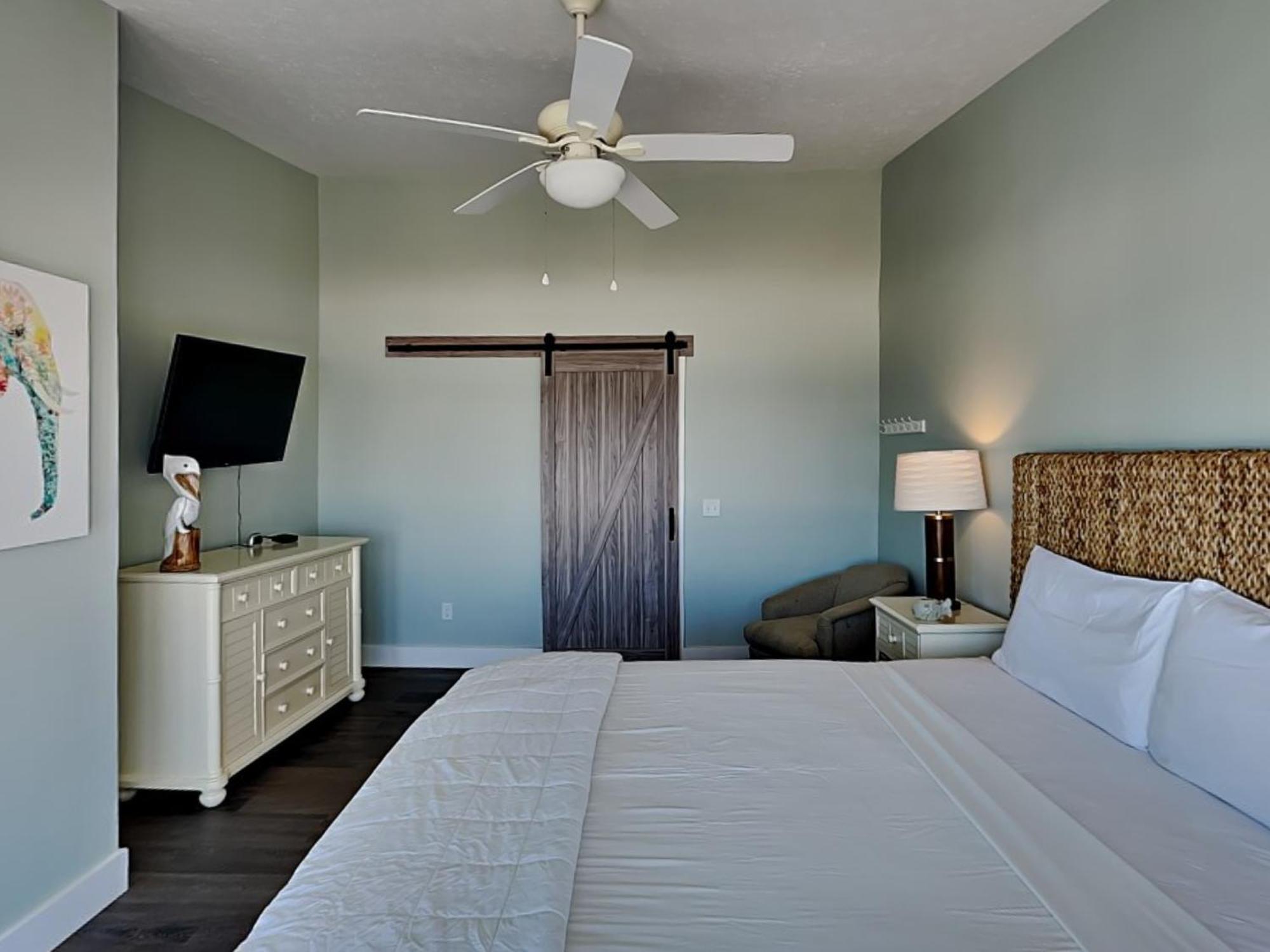 Charline Beachside Apartment