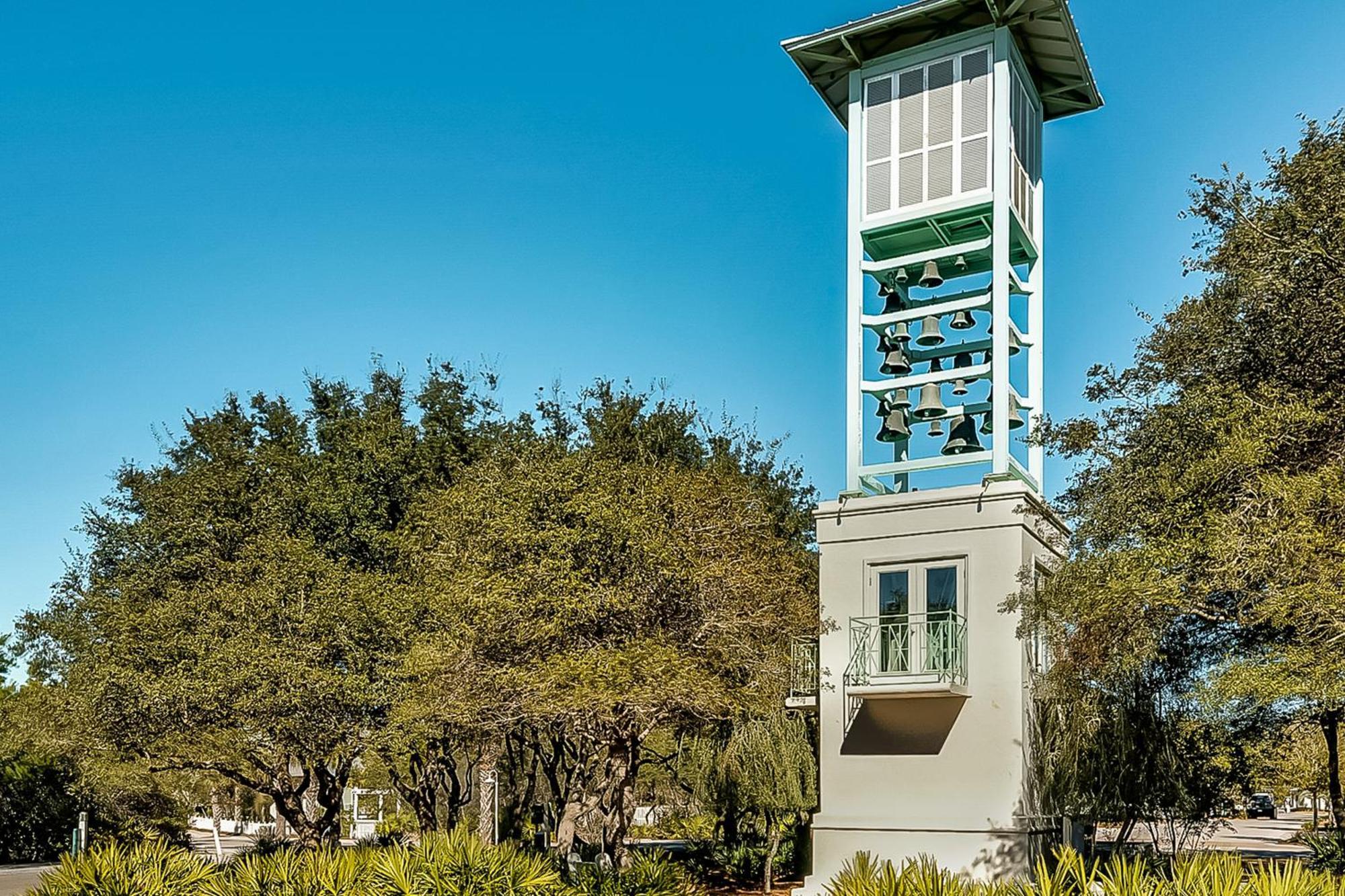 Carillon 01: Beachfront Blessings Holiday home *
