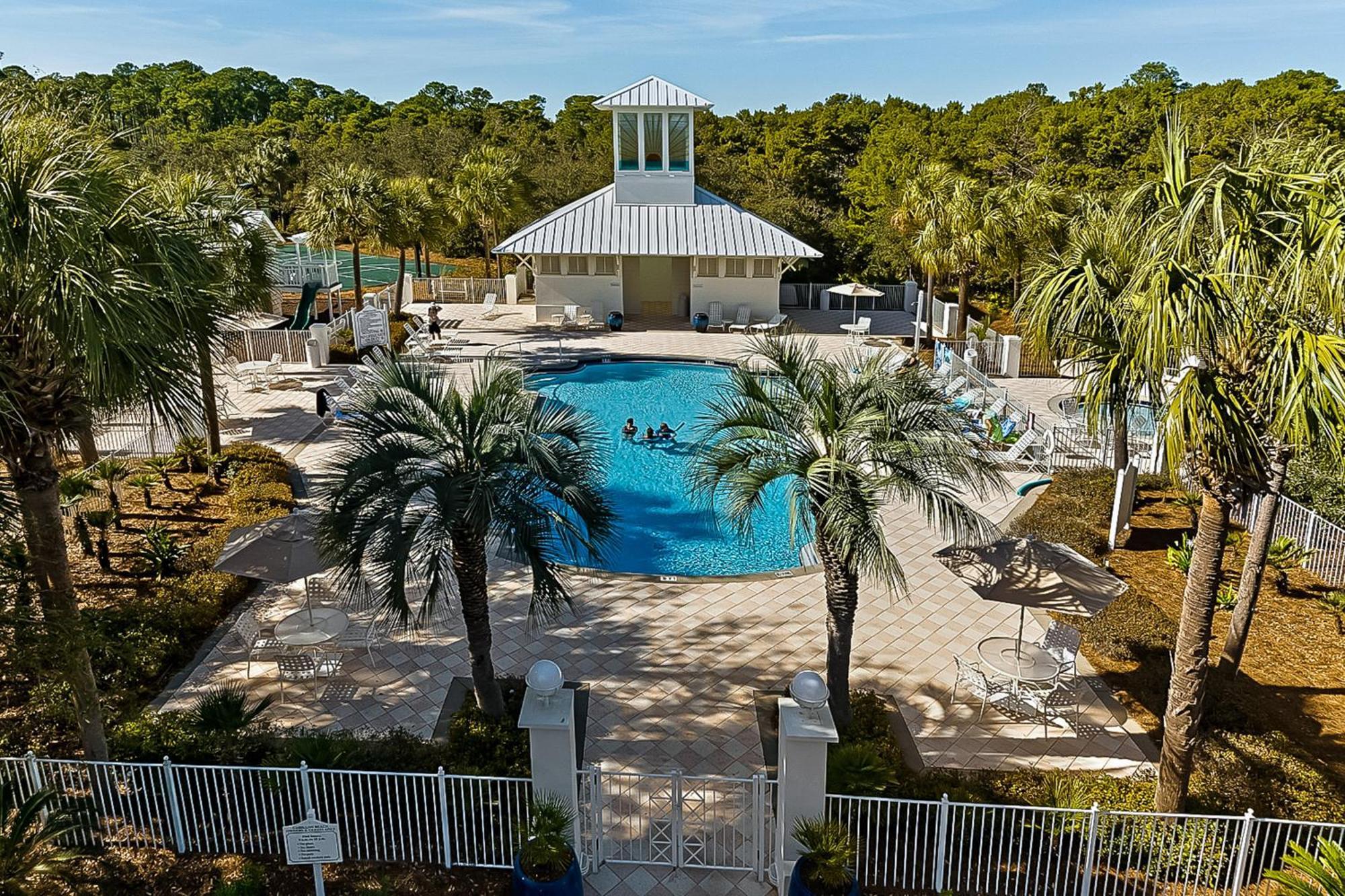 Holiday home Carillon 01: Beachfront Blessings Panama City Beach