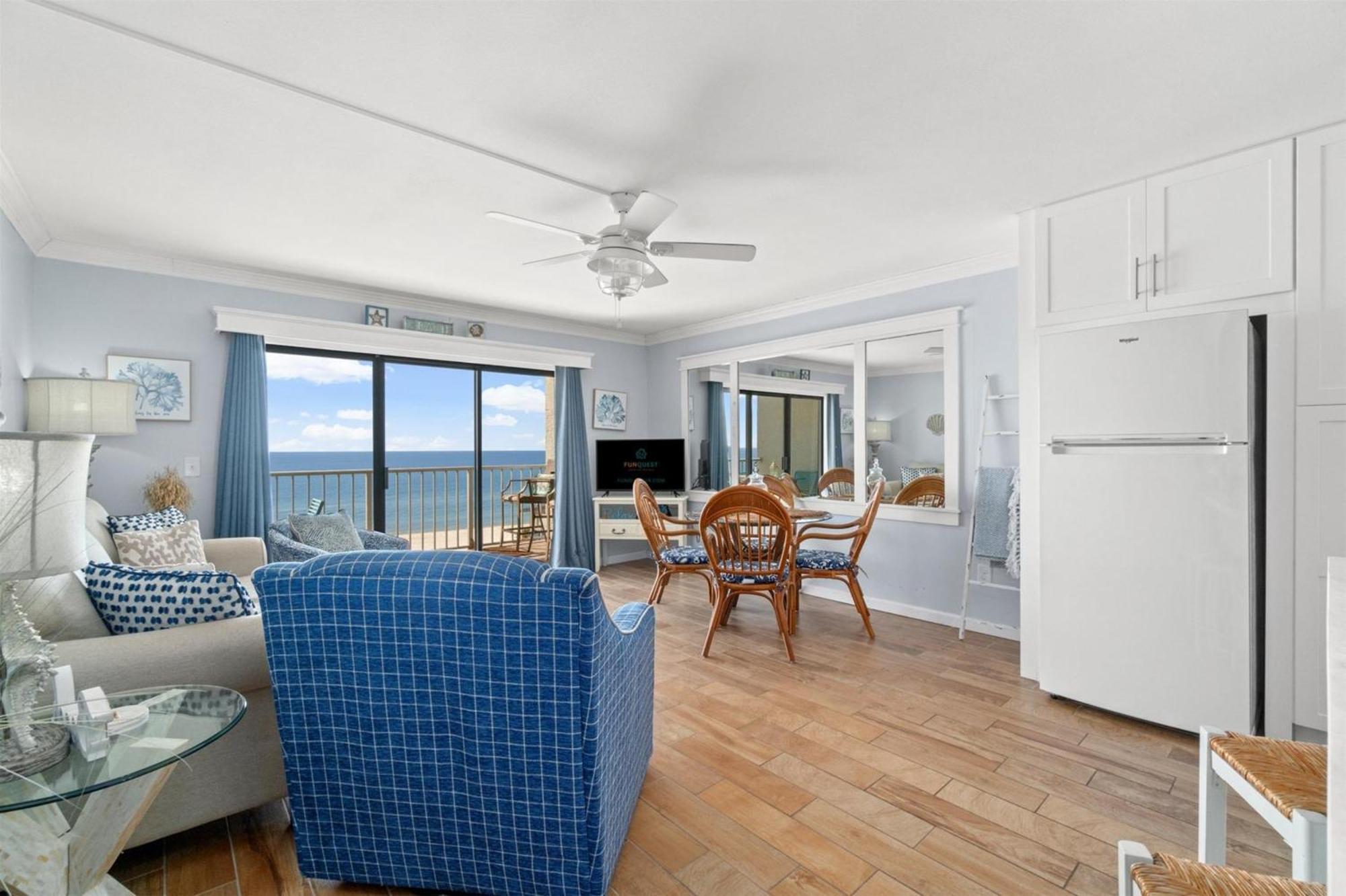 The Summit 502 Apartment *
