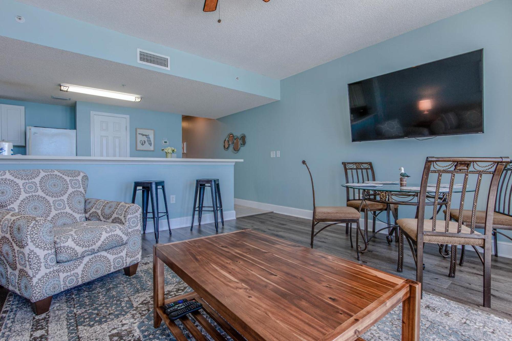Majestic #1613-1 By Book That Panama City Beach