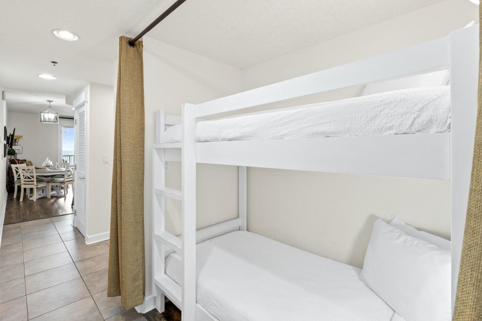Grand Panama By Panhandle Getaways *