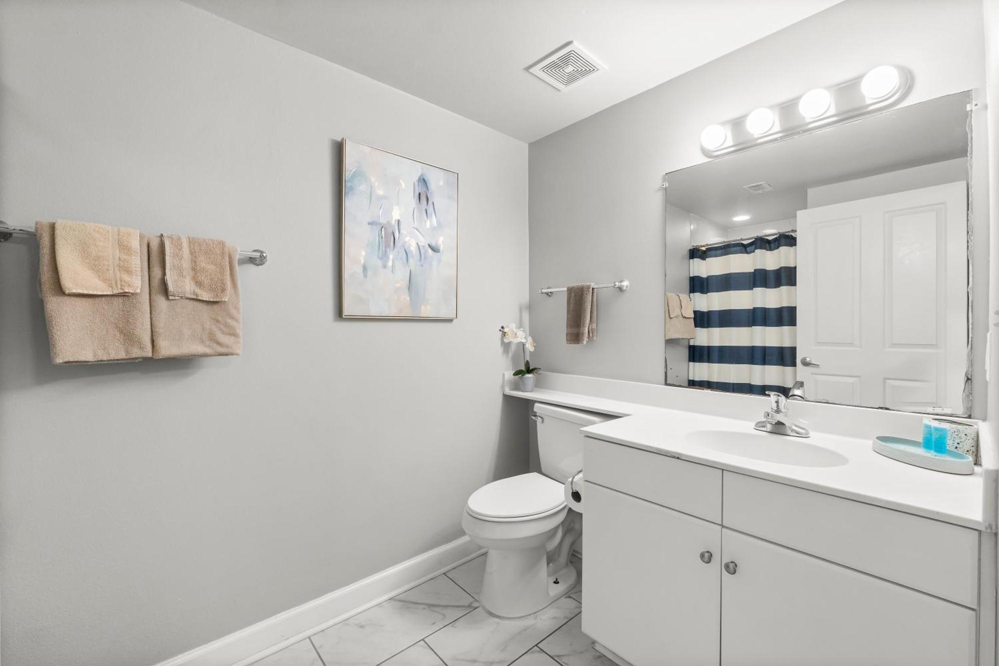 Modern Beachfront On The Sleeps 6! By Dolce Getaways Pcb Apartment Panama City Beach