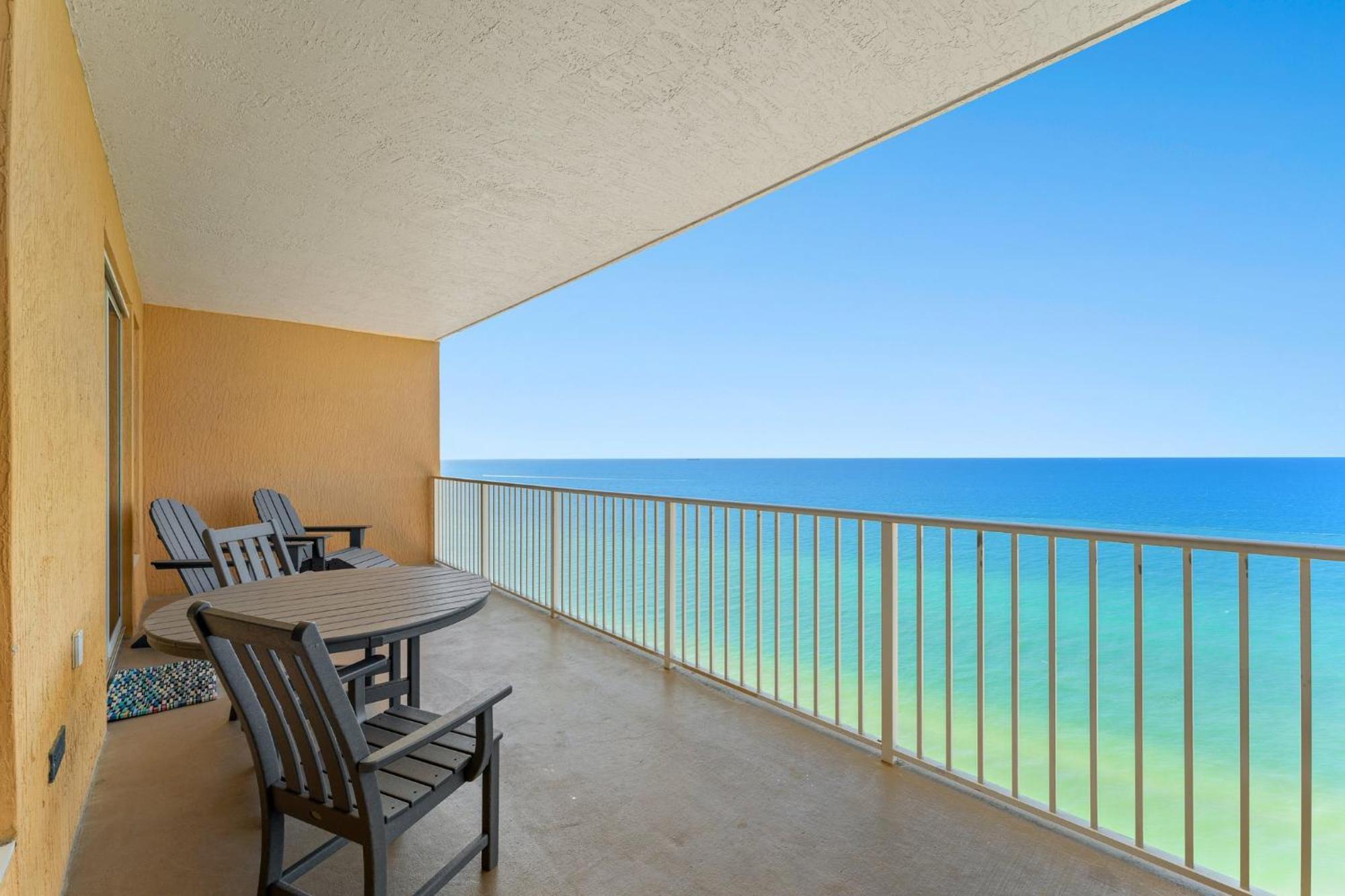 Apartment Treasure Island 2110 *