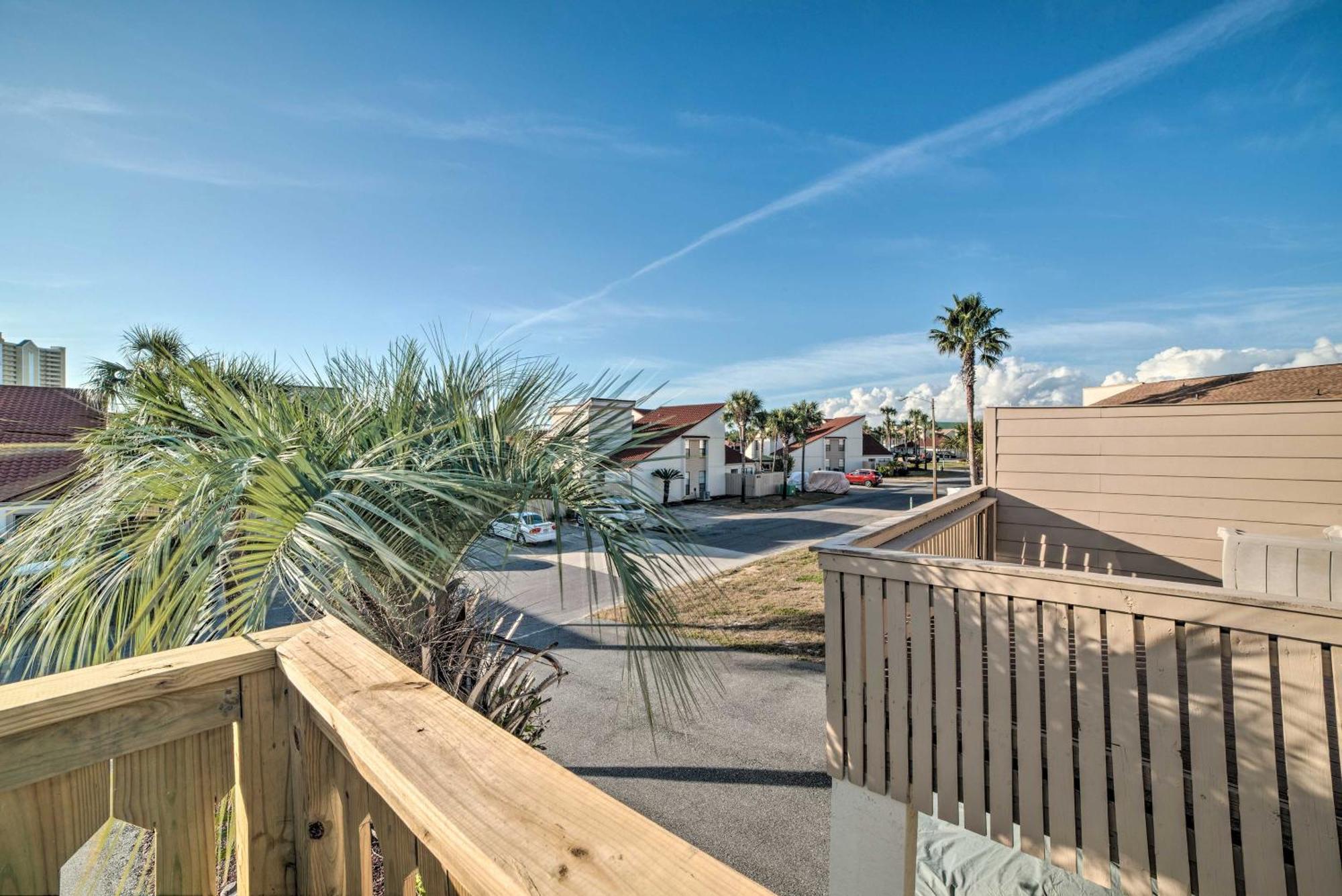 Pcb Townhome Walk To Beaches, Amenities!