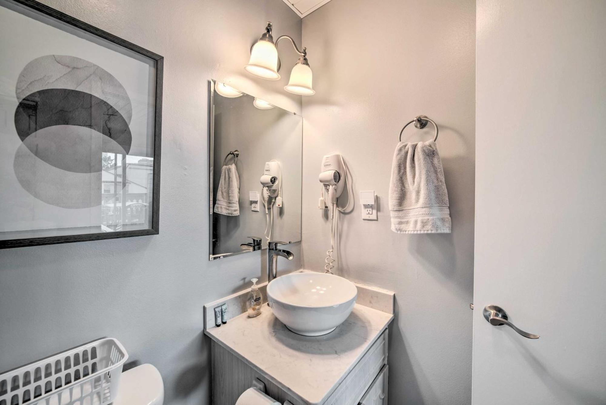 Pcb Townhome Walk To Beaches, Amenities! Holiday home *