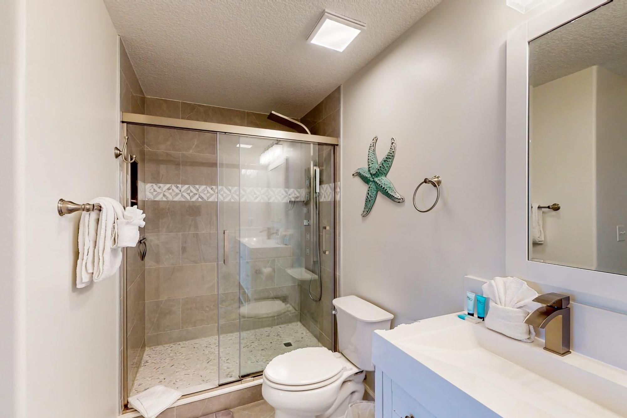Tropic Winds 1808 Apartment *