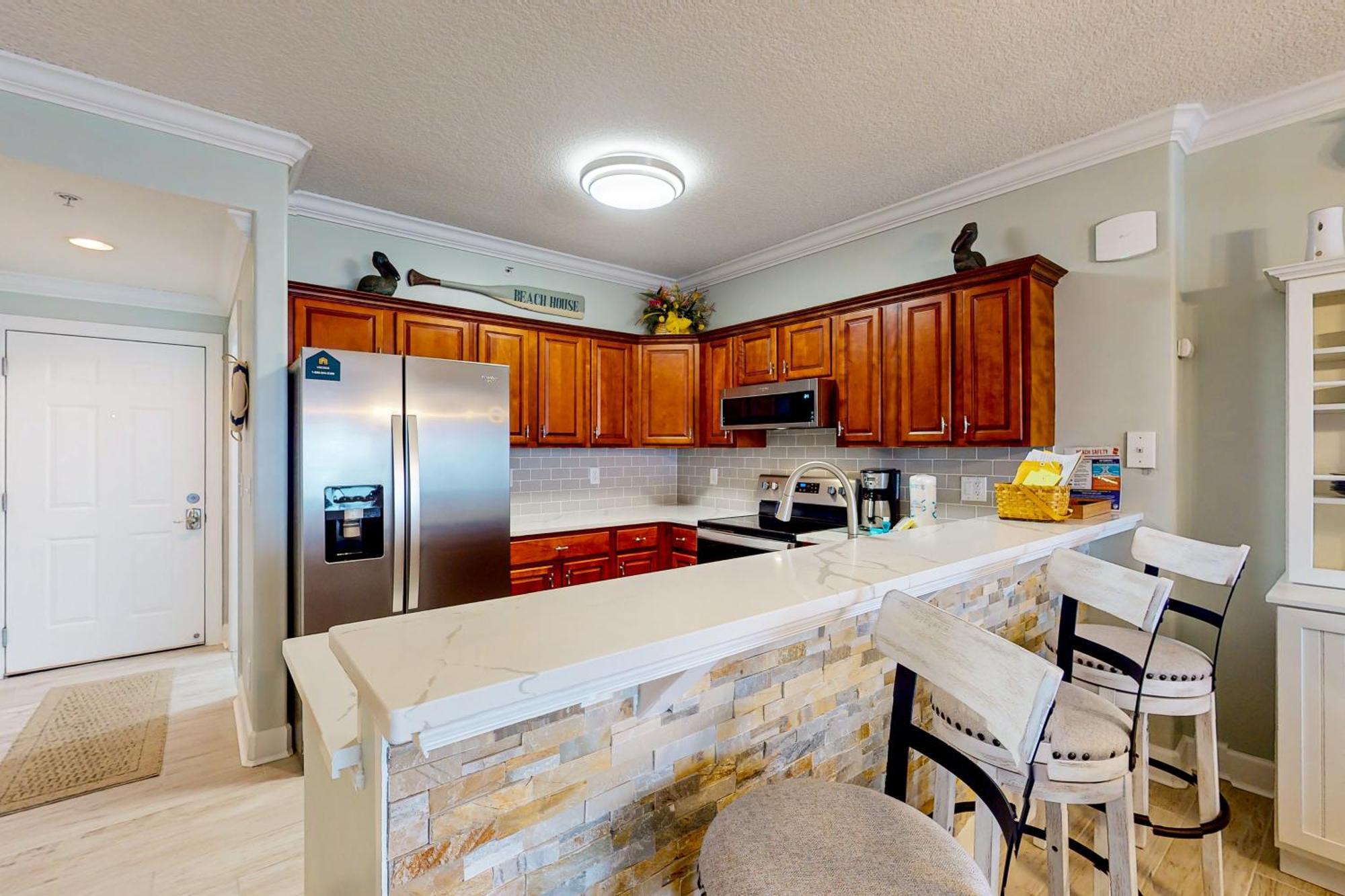 Tropic Winds 1808 Apartment *