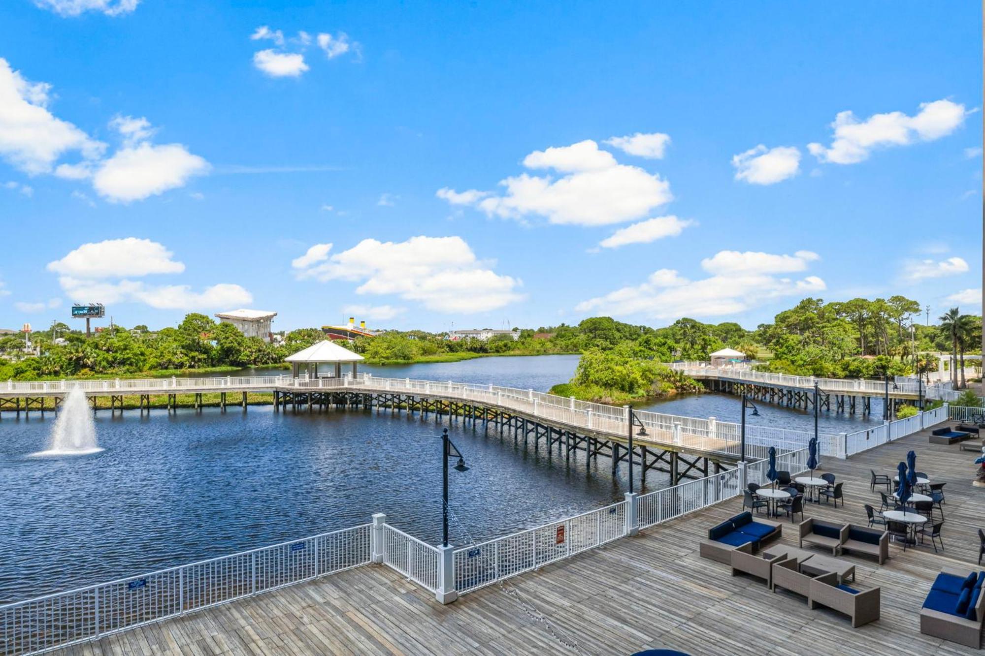 Apartment Stunning Views! Located Steps 2 Beach, Restaurants & Shops! By Dolce Getaways Pcb *