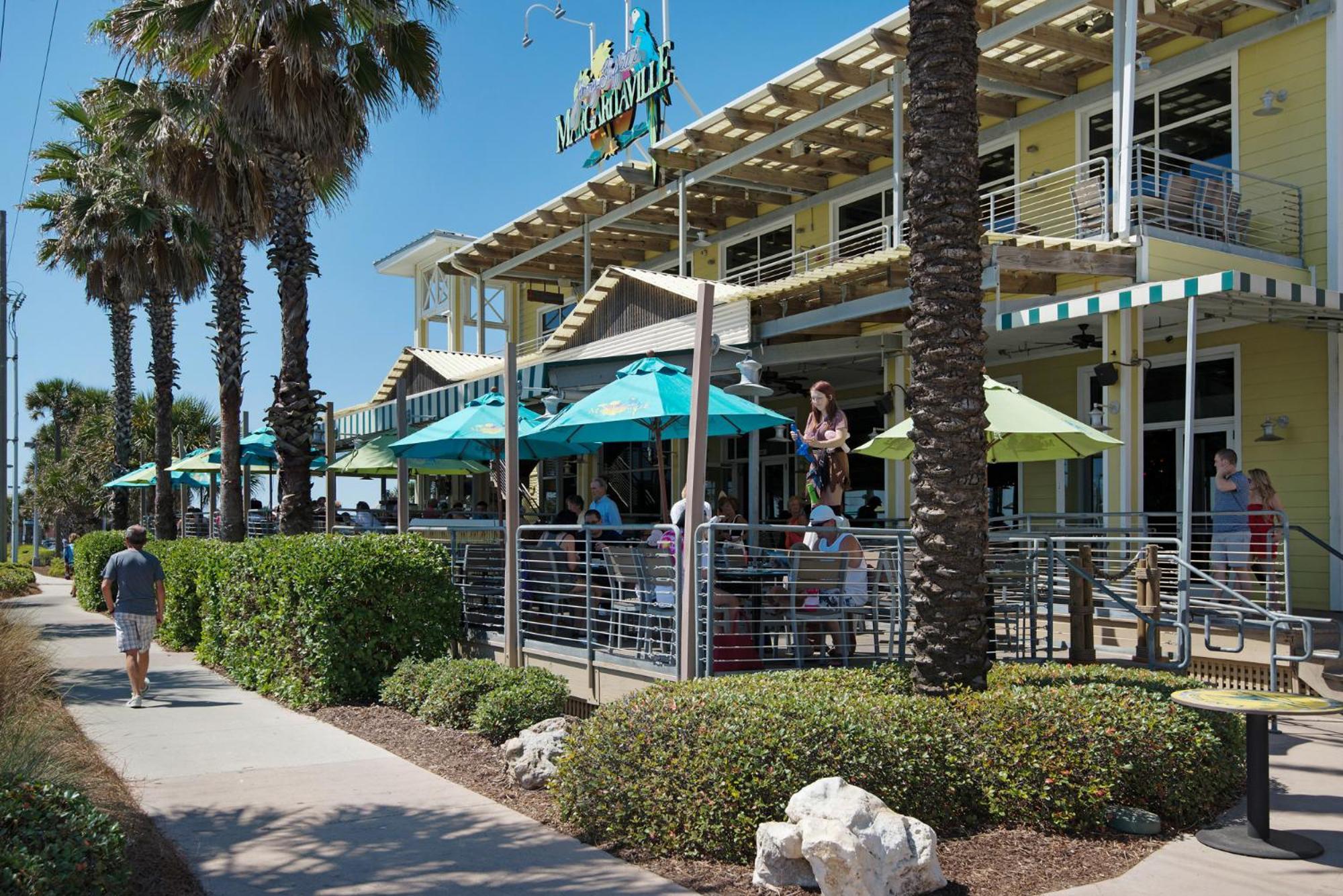 Holiday home Beautiful Townhome Right On The Gulf - Get Ready To Relax! *