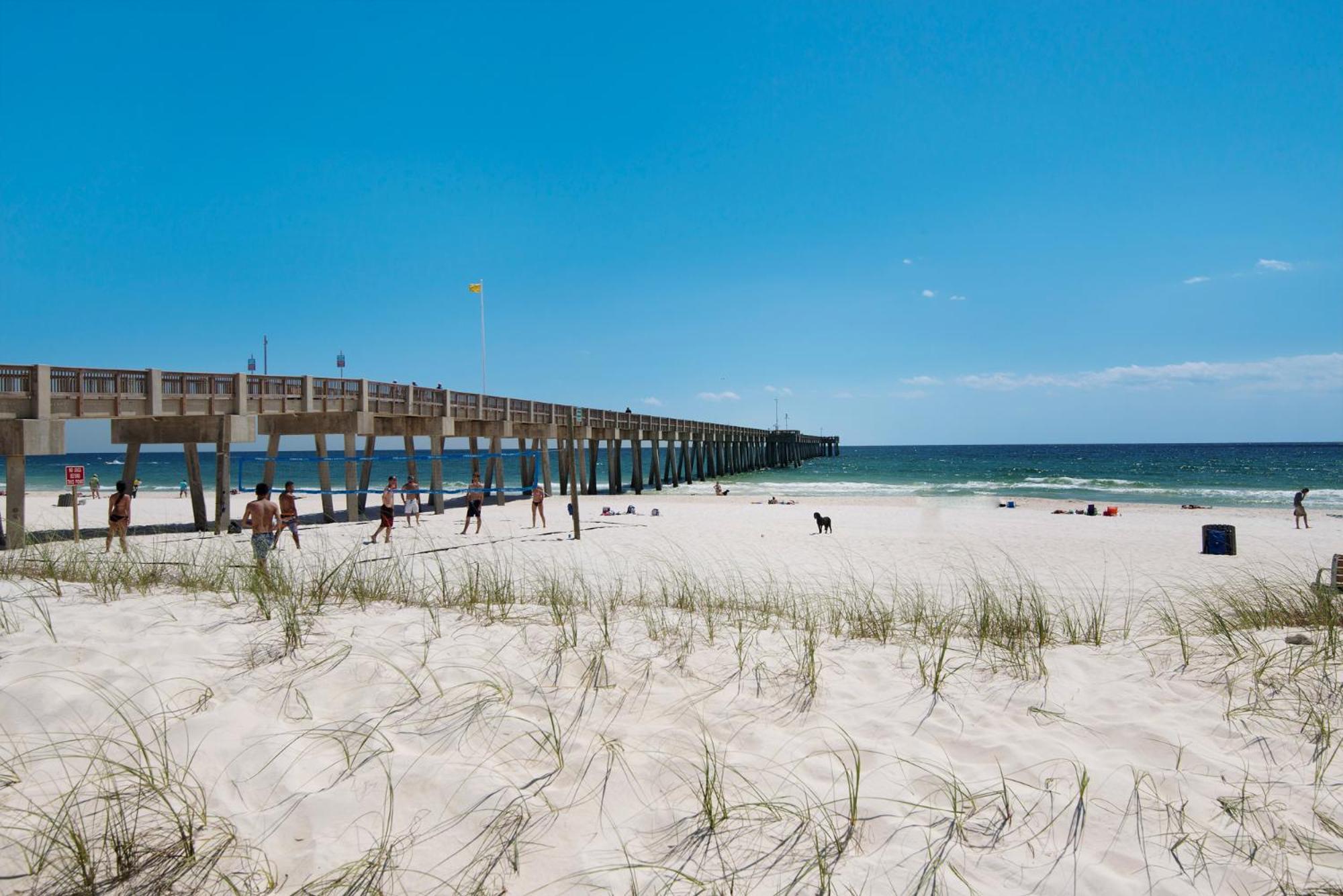 Beautiful Townhome Right On The Gulf - Get Ready To Relax! Holiday home