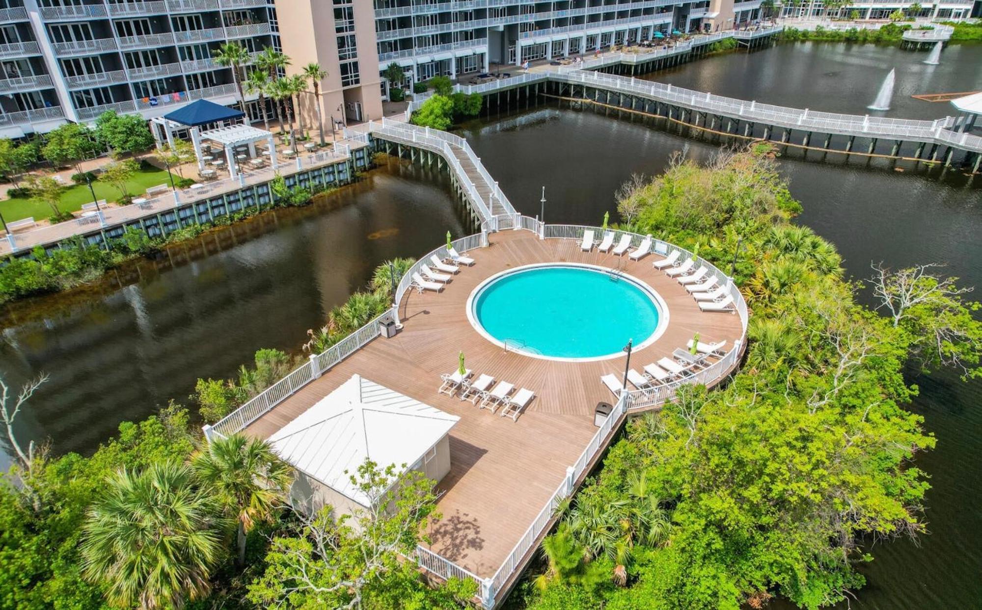 & Ocean Views! Steps To & Dining, Sleeps 9! Dolce Getaways Pcb Apartment
