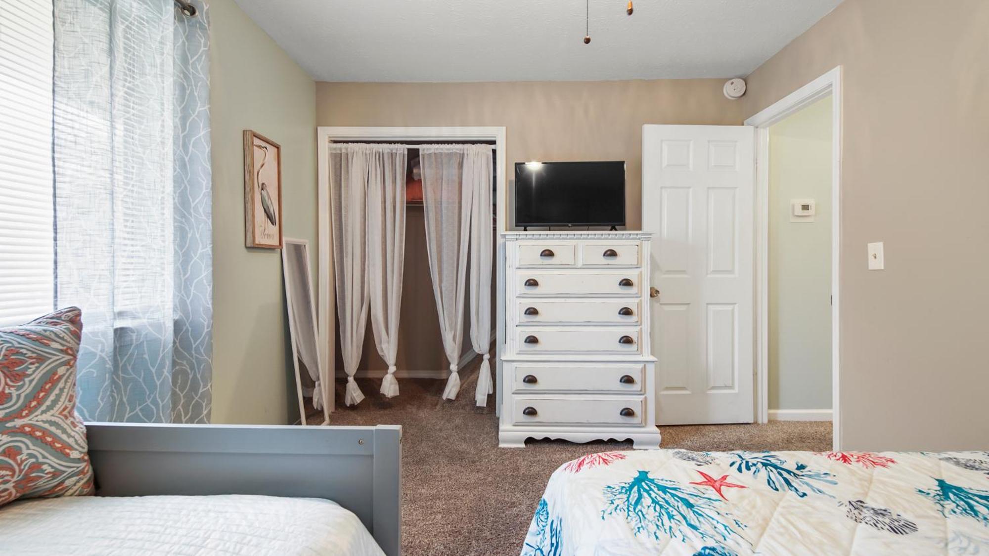 Holiday home Access Close To Walmart, Bowling,skating And Game Panama City Beach
