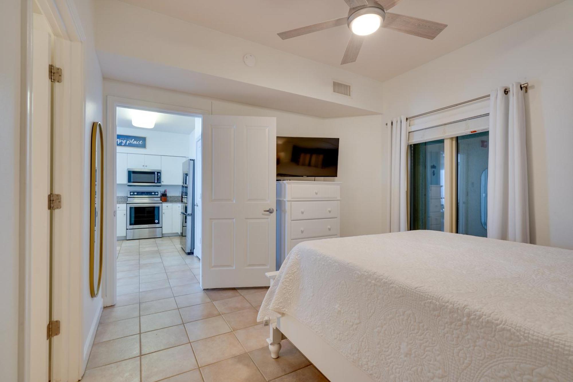 Beachfront Pcb With Ocean View, Pool Access! * Panama City Beach