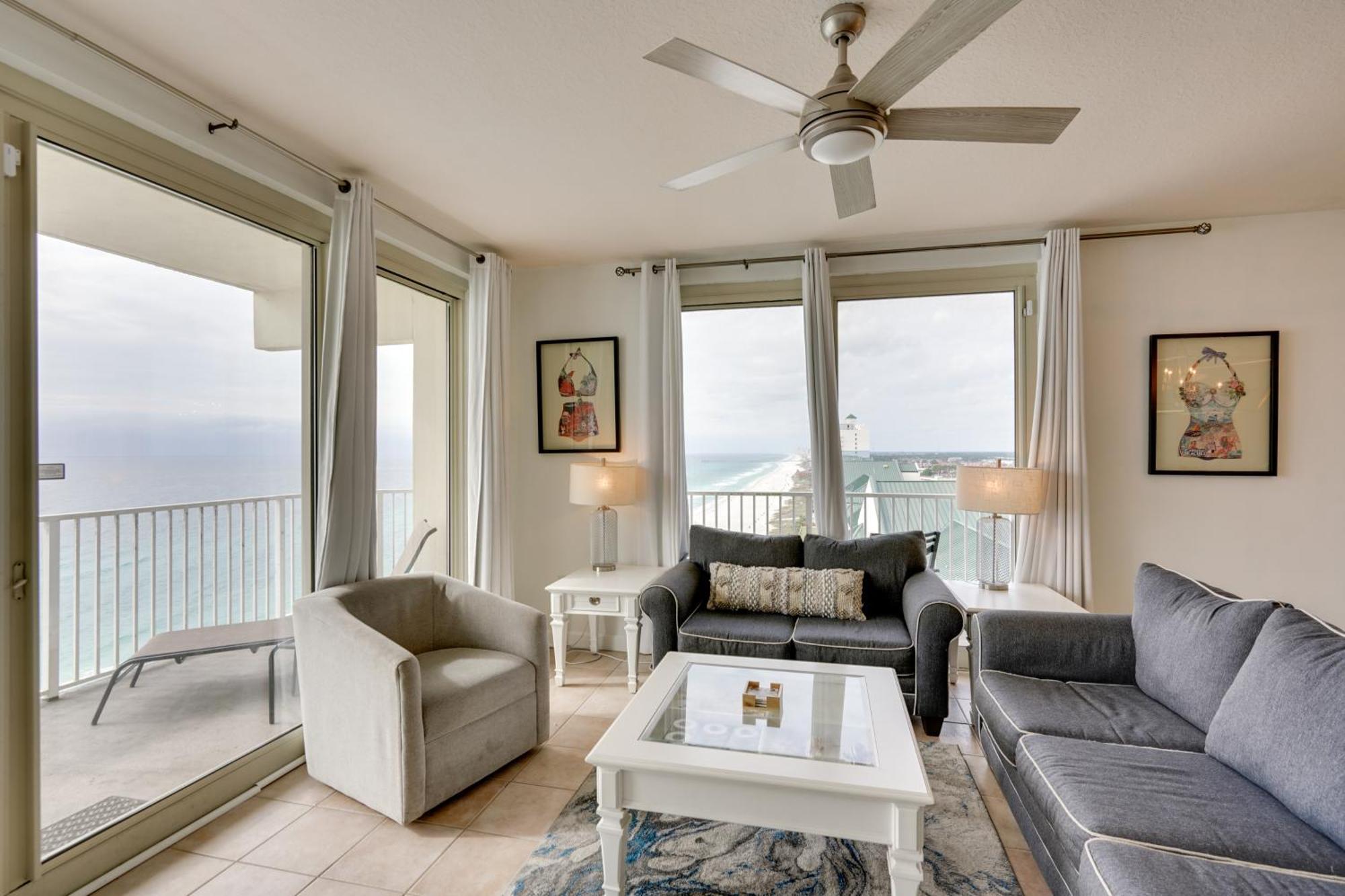 Beachfront Pcb With Ocean View, Pool Access!