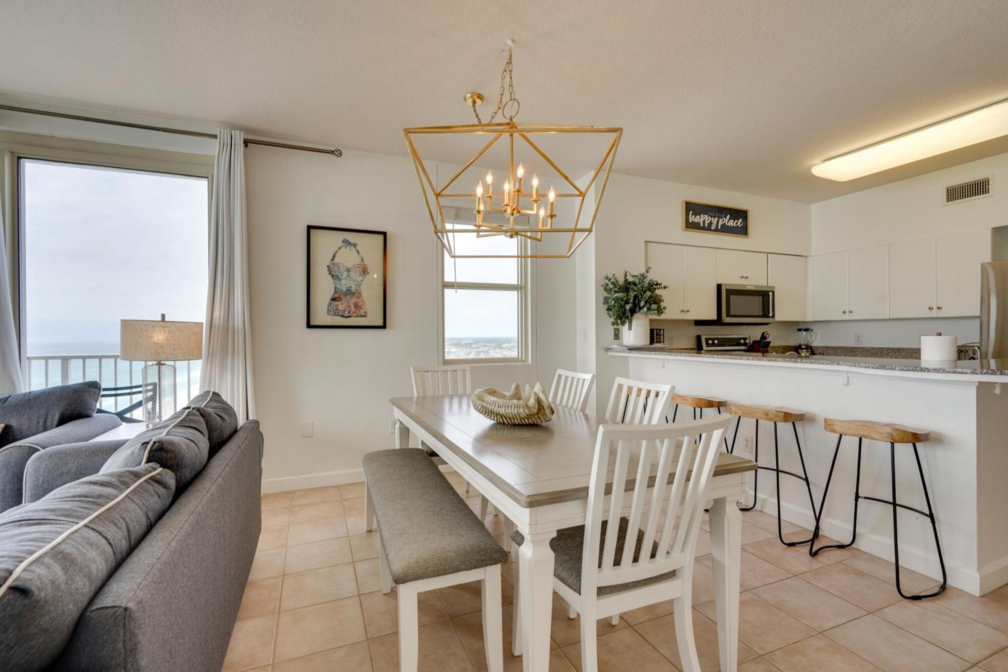 Beachfront Pcb With Ocean View, Pool Access! *