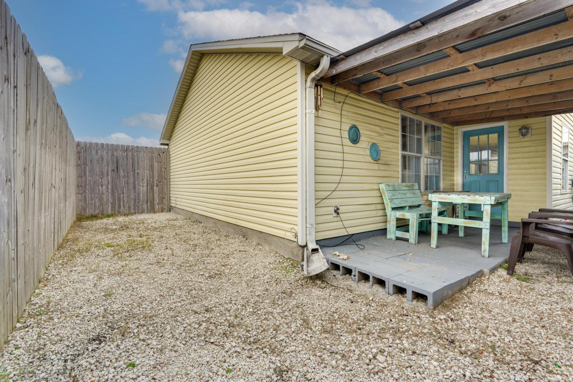 Pet-friendly Pcb Duplex - Walk To Beach! Holiday home Panama City Beach
