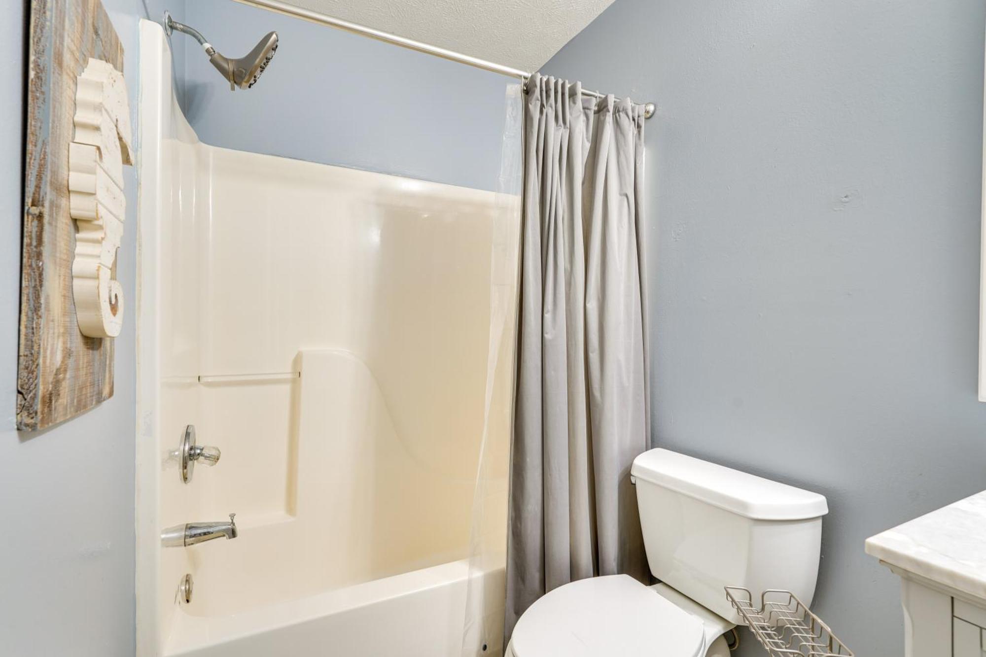 Pet-friendly Pcb Duplex - Walk To Beach! Holiday home Panama City Beach