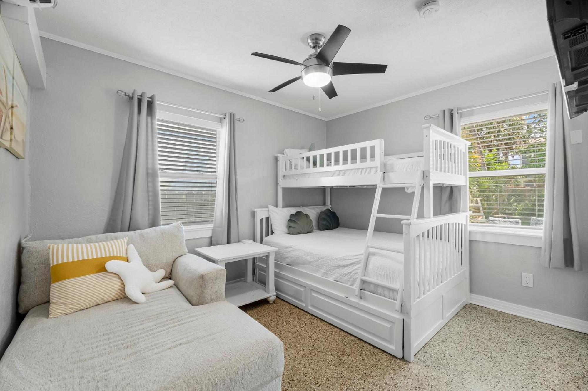 Seashell Cove Holiday home Panama City Beach