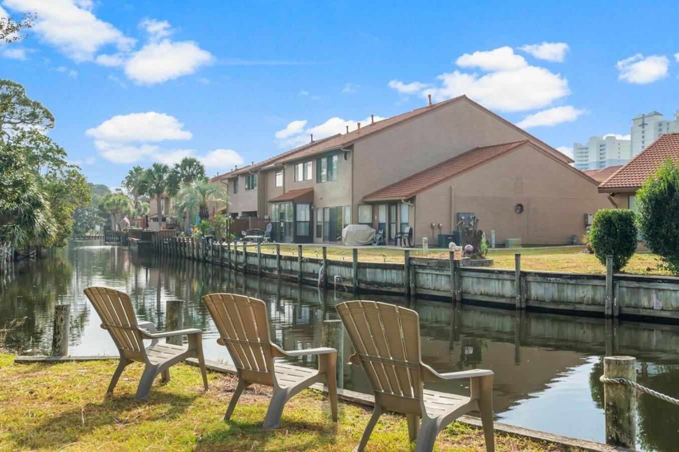 Stylish 4br Canal View 11 Pools House *