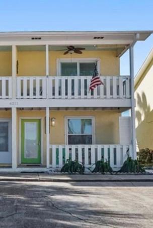 Holiday home Private Tropical Retreat Vacation With Modern Amenities