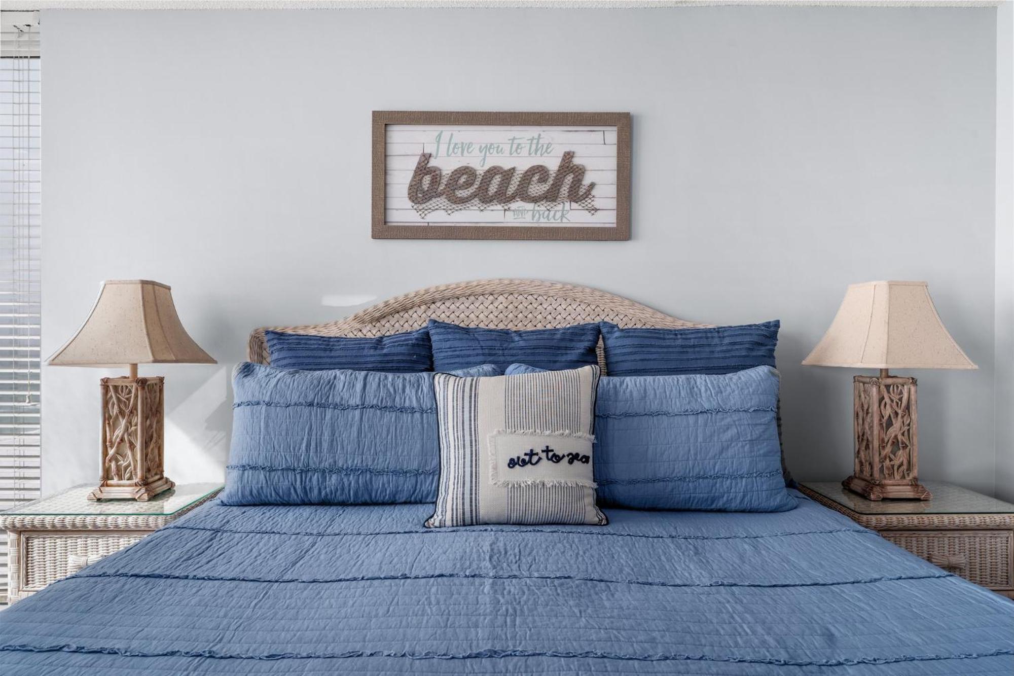 Long 607-4 Free Chairs With Your Holiday home *