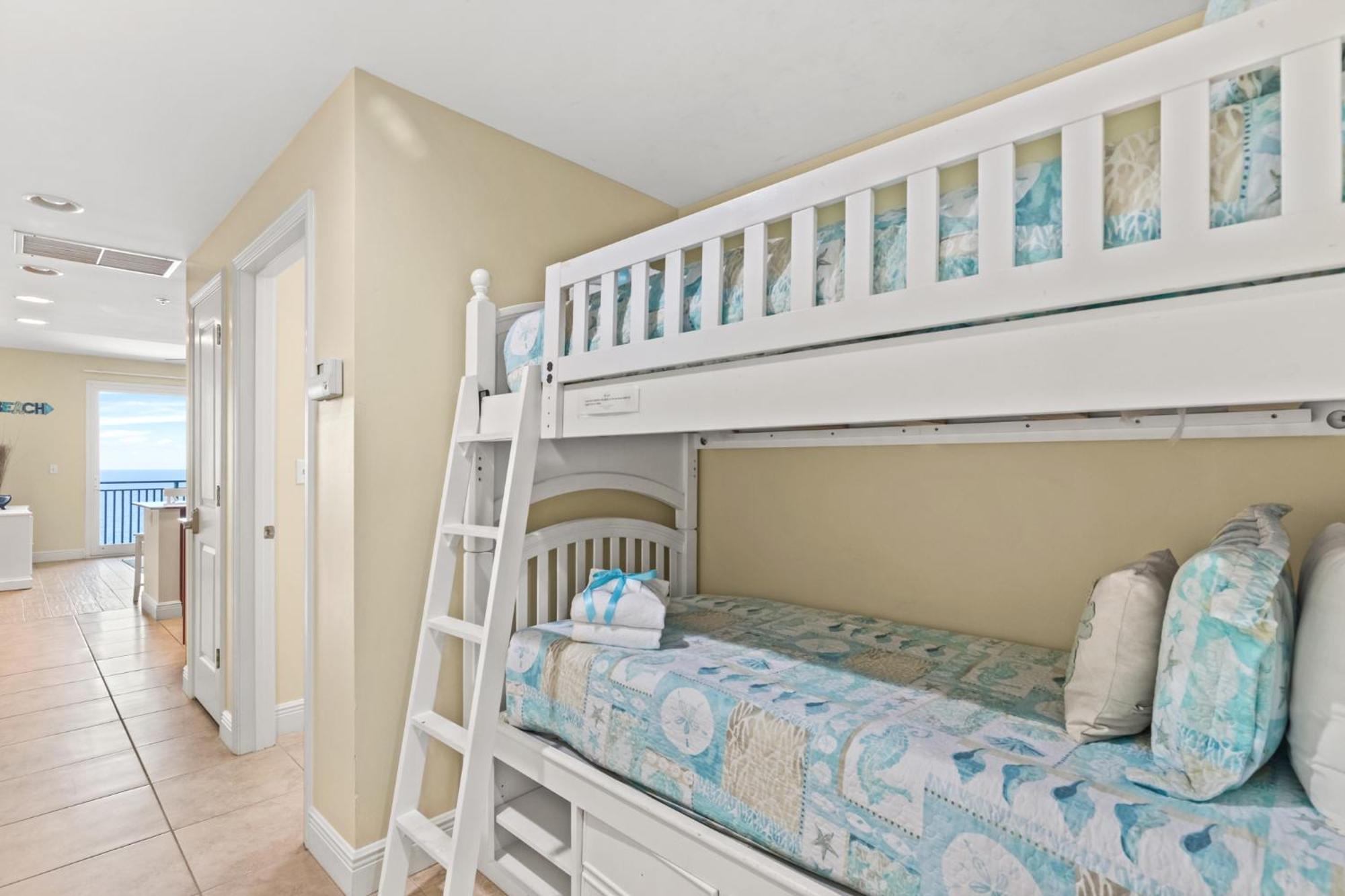 Sterling Breeze 1105 Holiday home