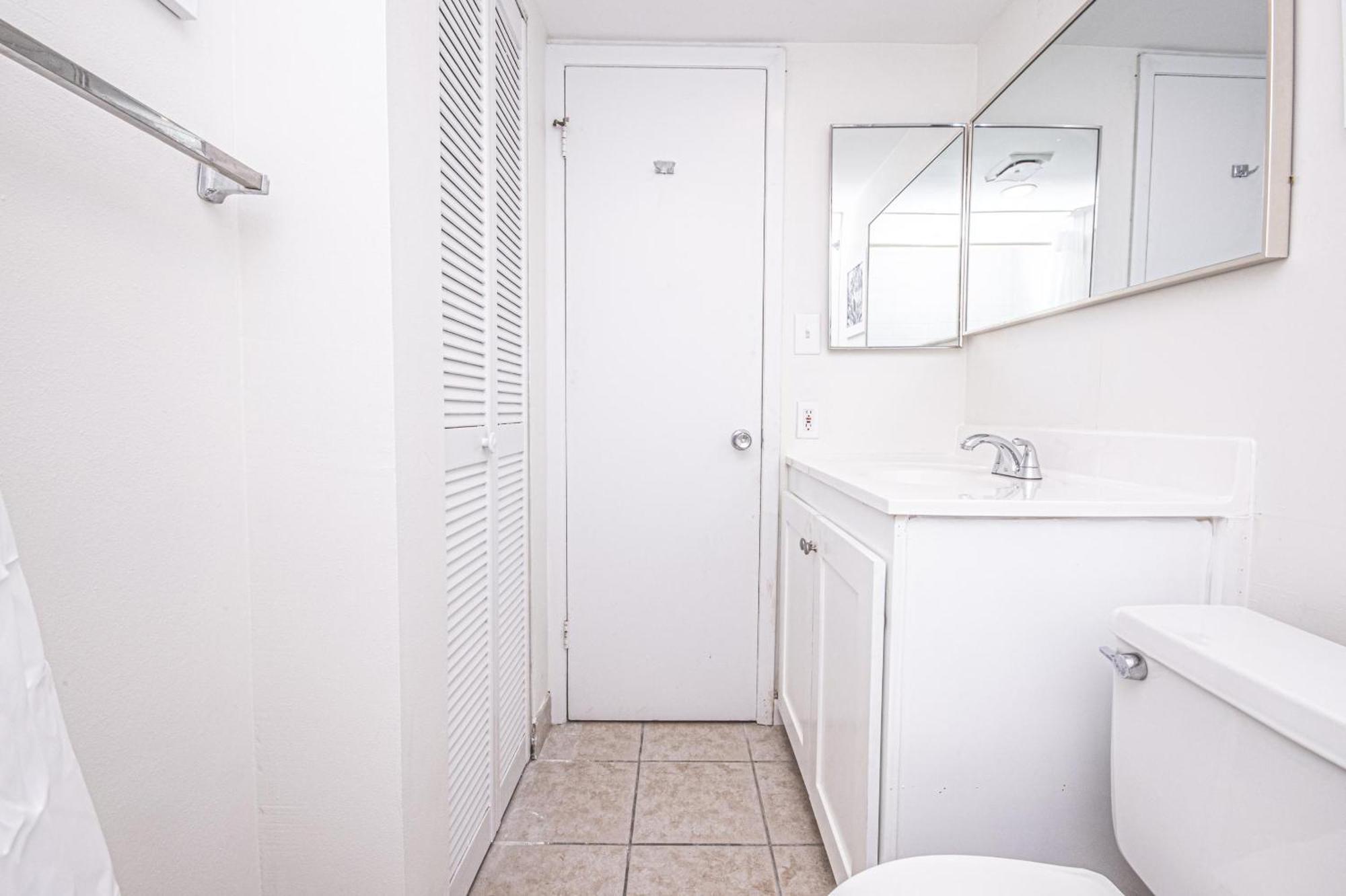 Apartment Seashore - Beautiful West End Townhome *