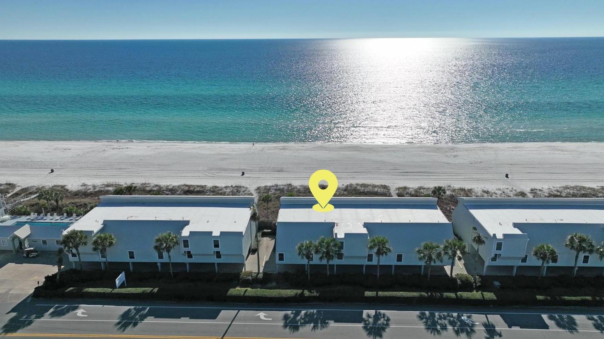 Seashore - Beautiful West End Townhome Apartment *