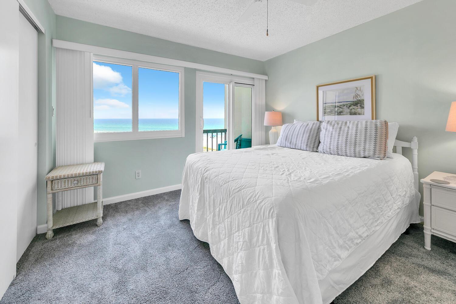 Pinnacle Port A-305 Holiday home