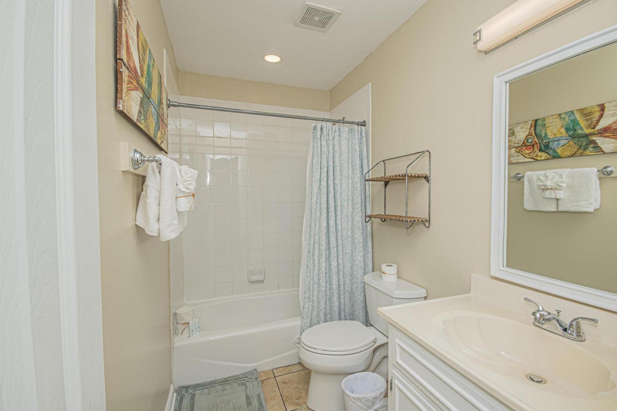 Holiday home Dolphins Point - West End - Sleeps 12!