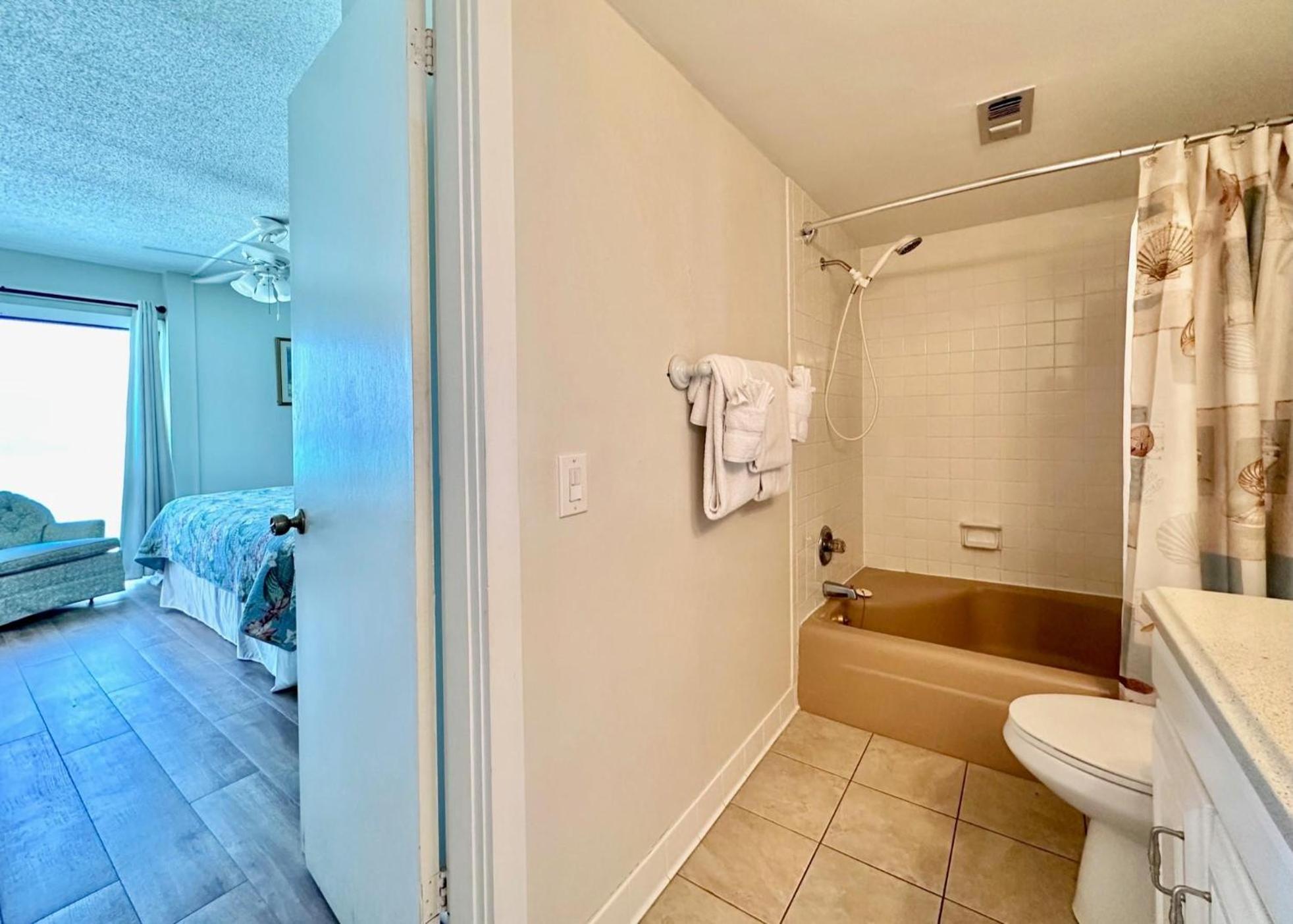 Gulfgate 412 *