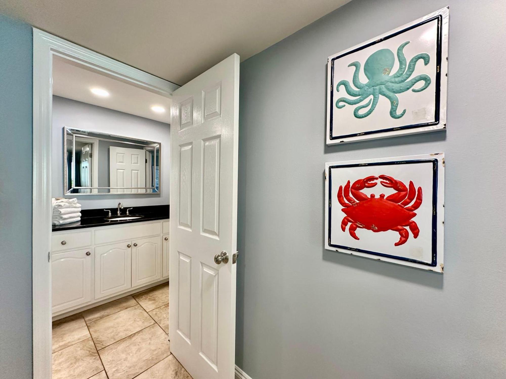 Pelican Walk 908