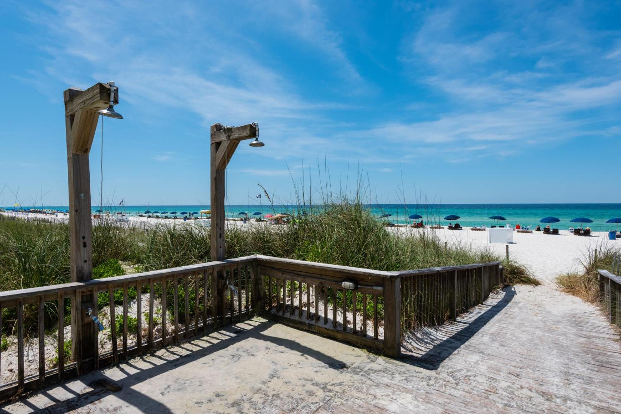 Warm And Inviting 1 Bd 1 Ba With Breathtaking Gulf Views