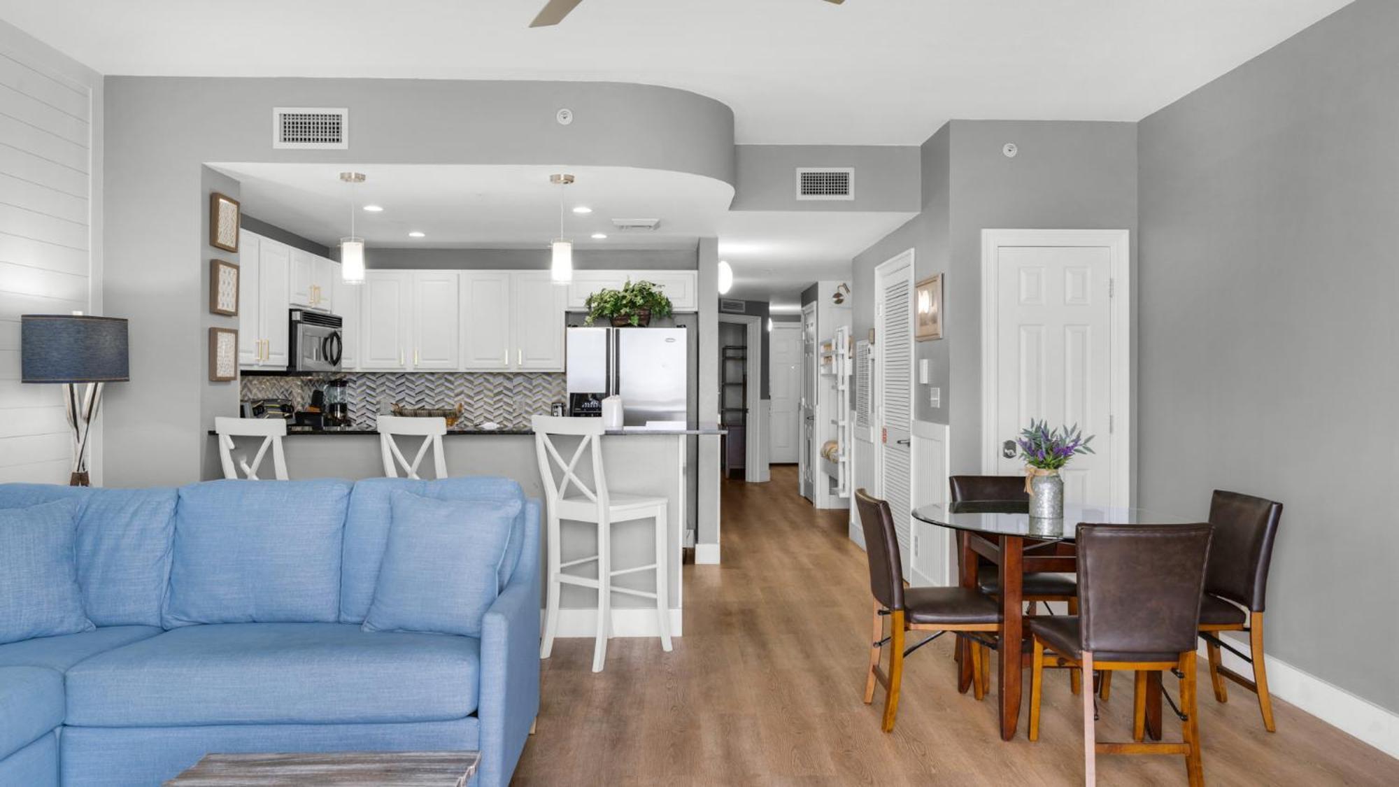 Calypso 2-2007 ! Amazing Location, And Awesome Ocean Views! Holiday home Panama City Beach