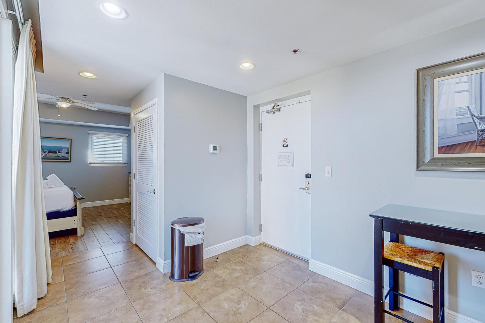 Sterling Breeze 1207-a Apartment *