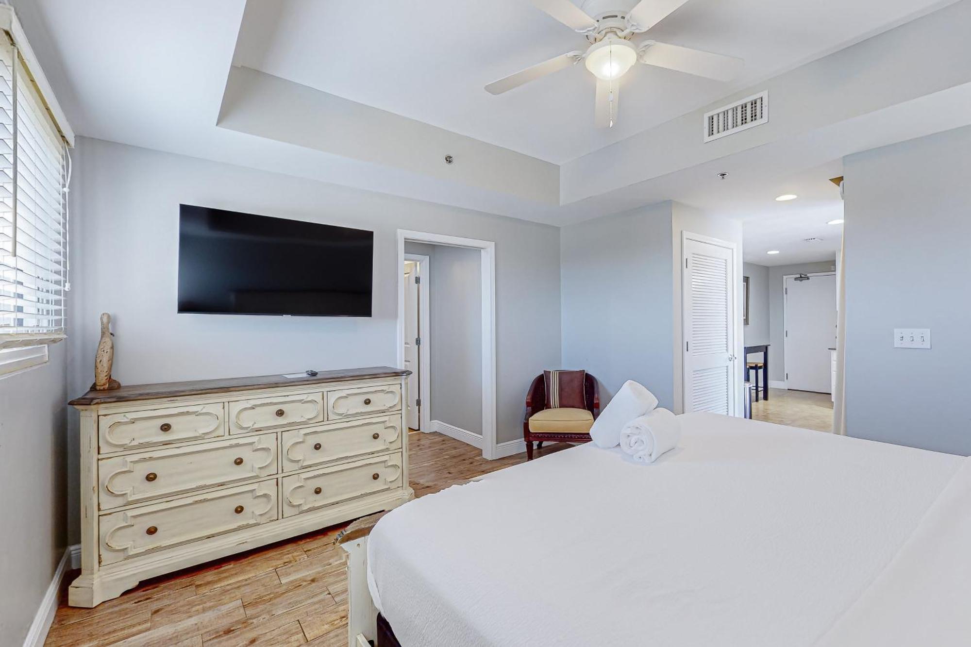 Sterling Breeze 1207-a Apartment *