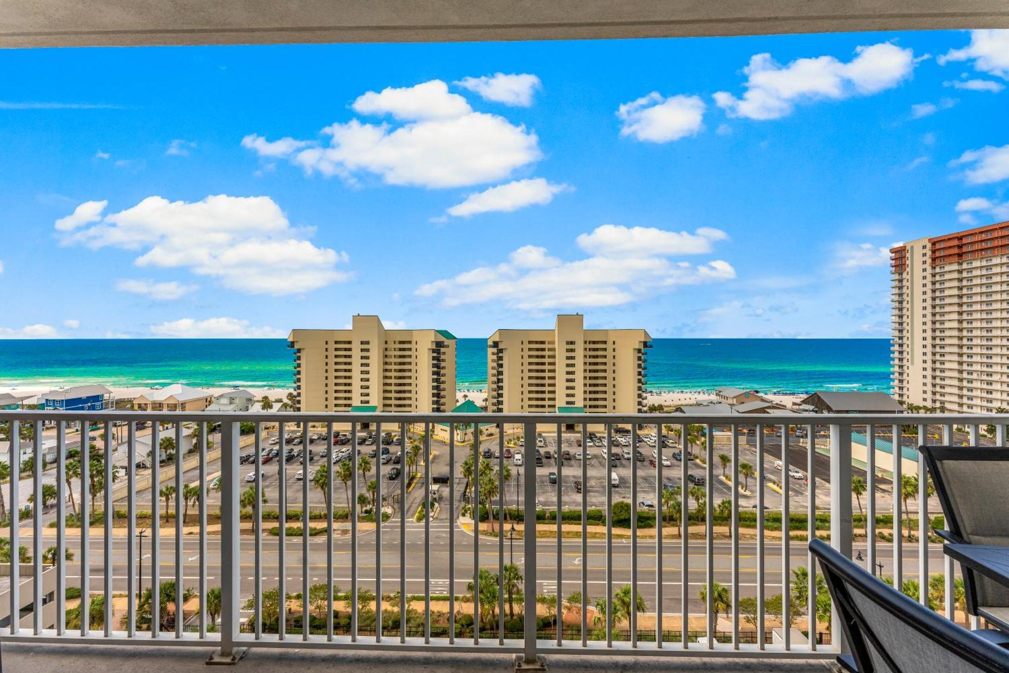Holiday home Living Right At Laketown Wharf #1016 By Nautical Panama City Beach