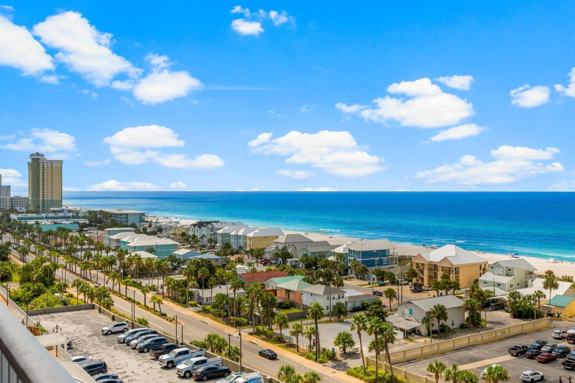 Living Right At Laketown Wharf #1016 By Nautical
