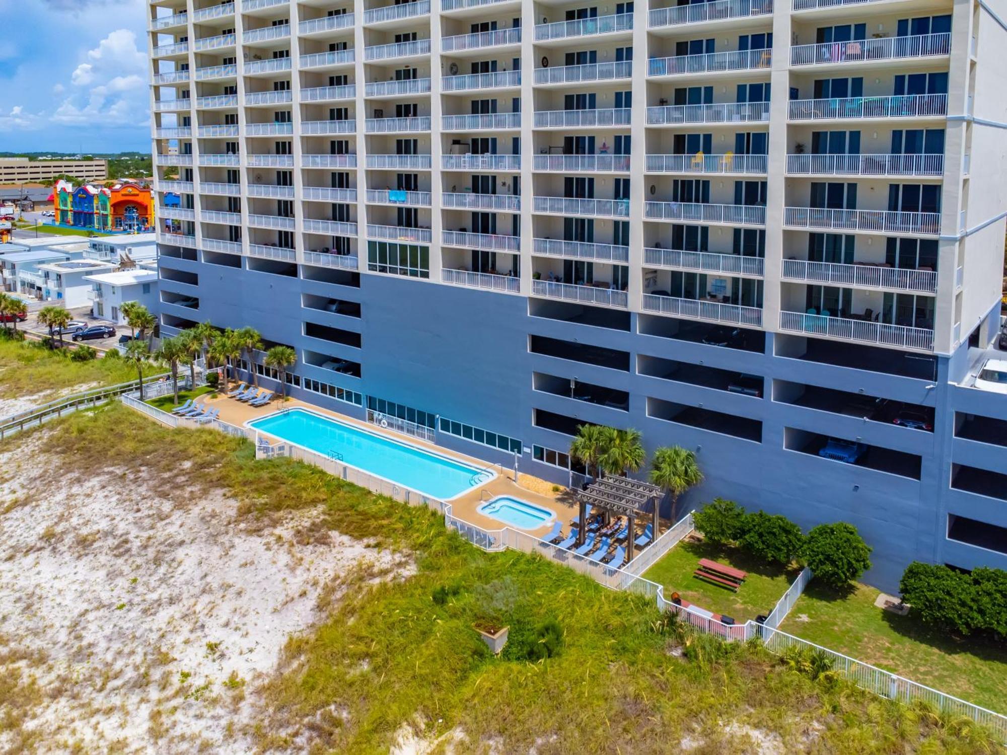 Apartment Deja Blue At Ocean Reef