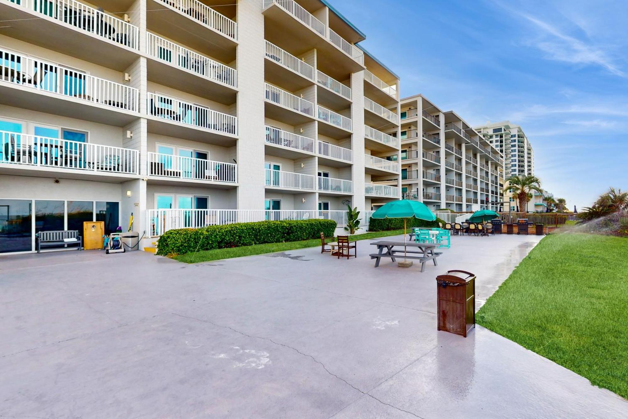 Apartment Mariner West #501: Mariner's Retreat