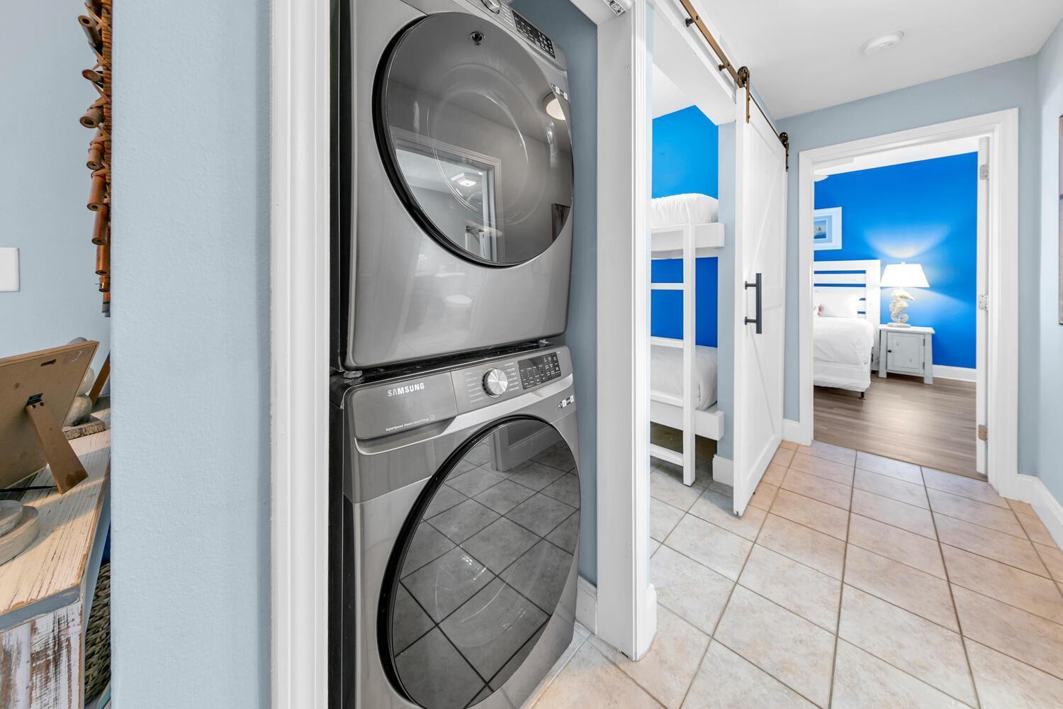 Laketown Wharf 927 Holiday home *