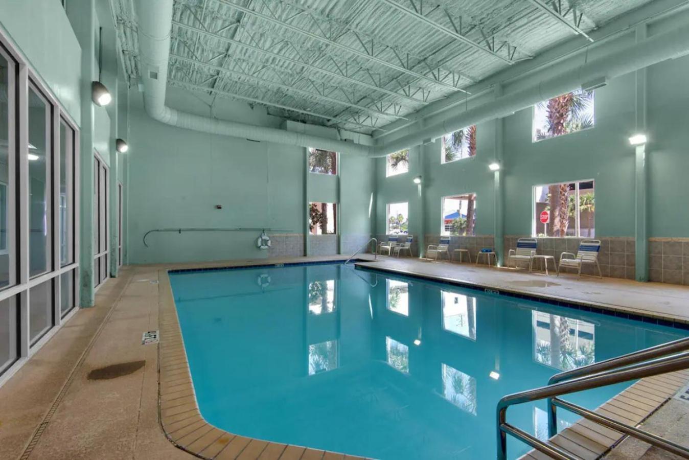 Stunning Beachfront Condo, Walk To Pier Park,pools Panama City Beach
