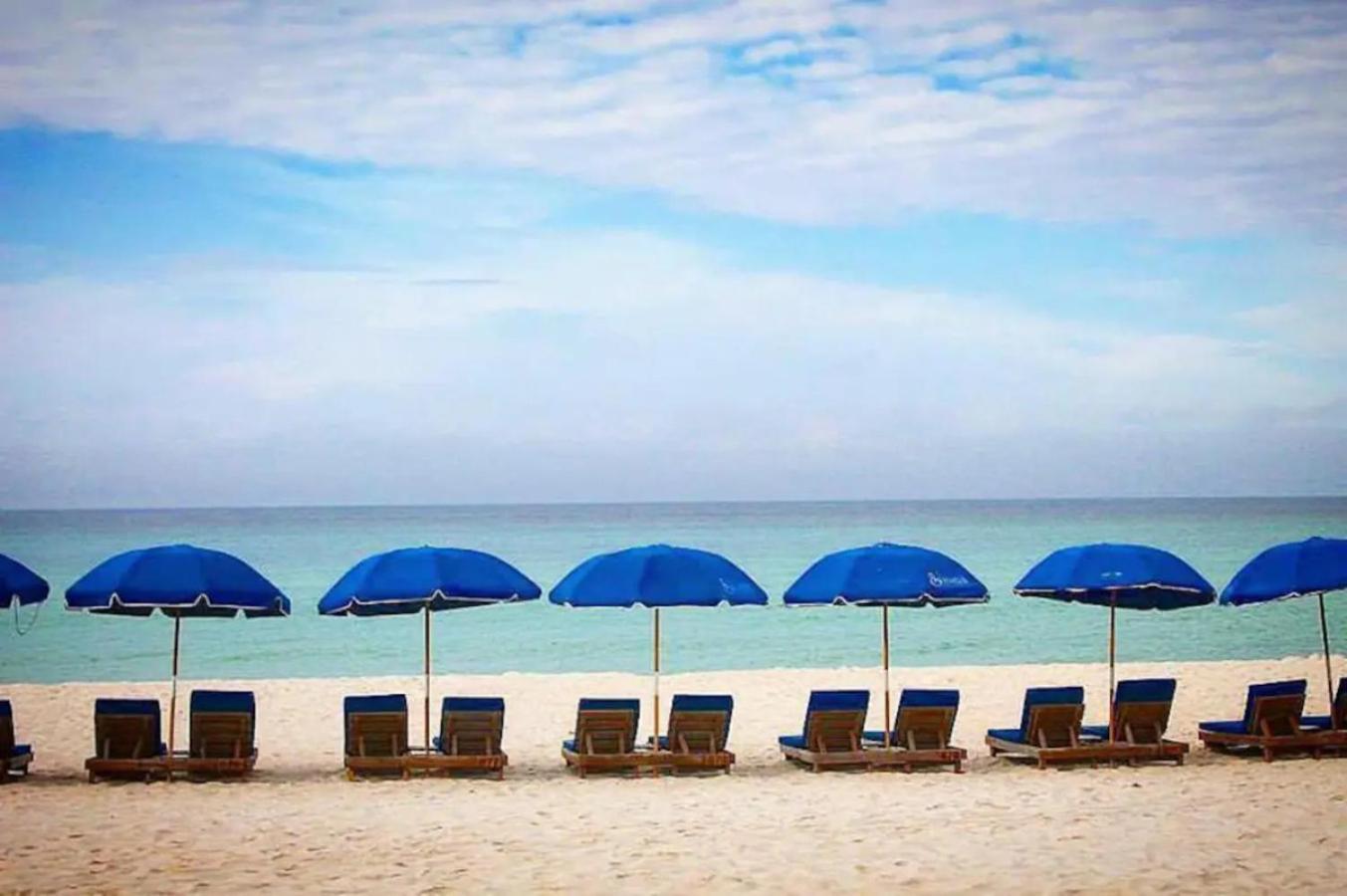 Holiday home Stunning Beachfront Condo, Walk To Pier Park,pools Panama City Beach
