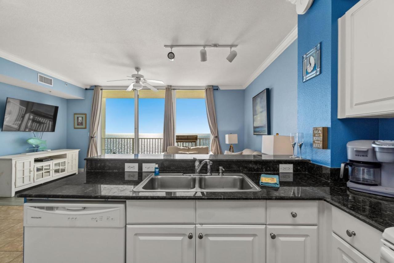 Stunning Beachfront Condo, Walk To Pier Park,pools * Panama City Beach