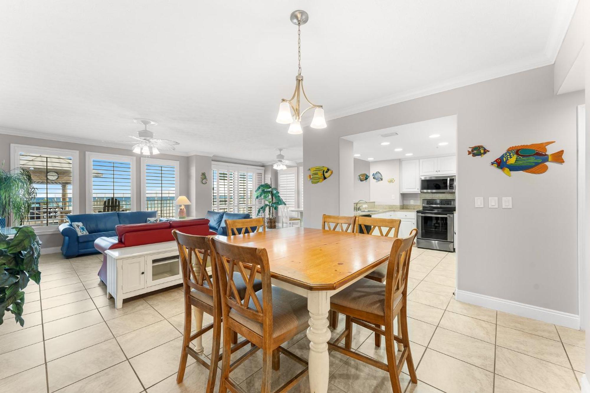Apartment Treasure Island 0112