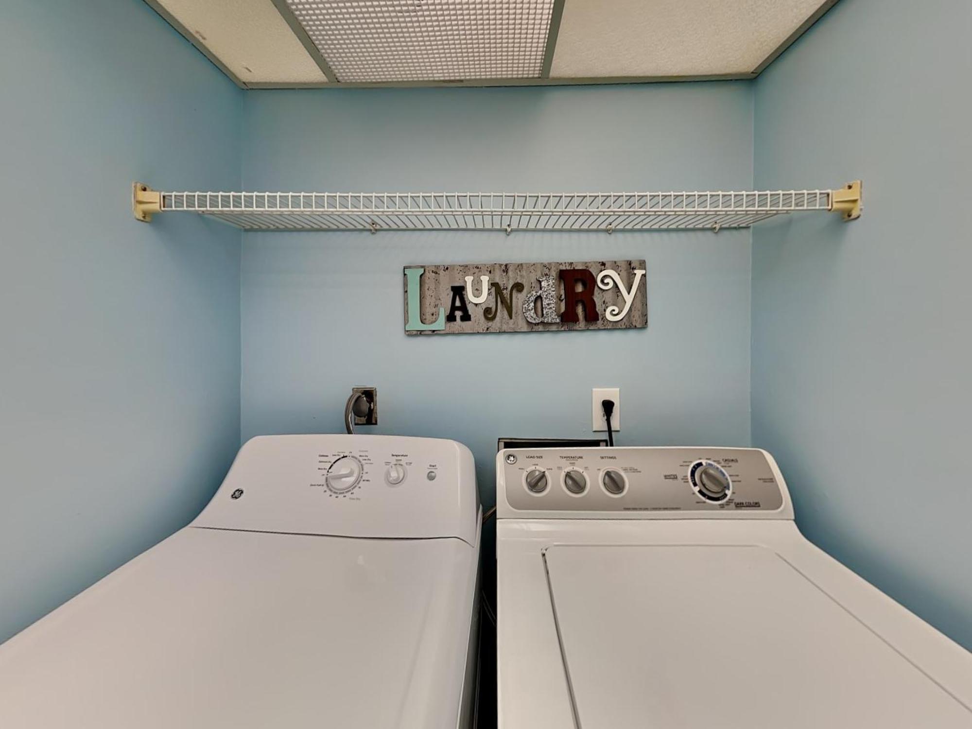 Edgewater 407 Apartment *