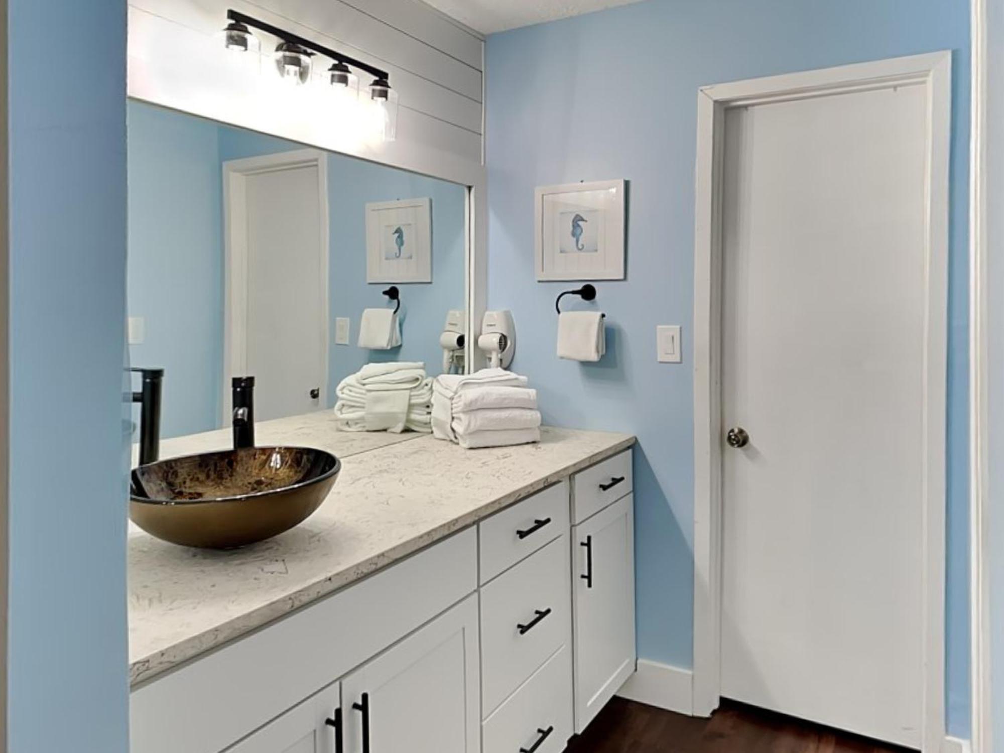Edgewater 407
