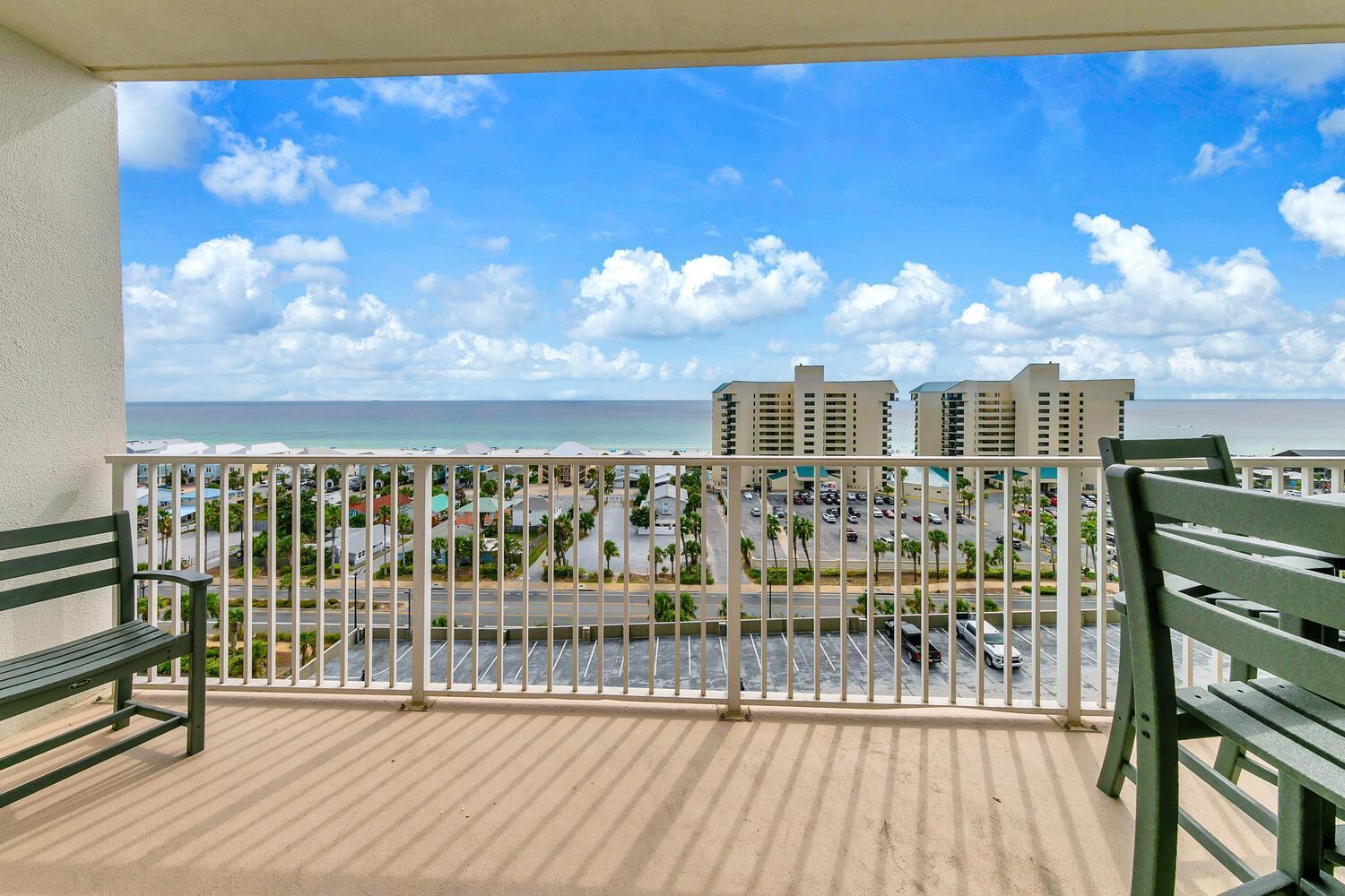 Laketown Wharf 903 Holiday home *