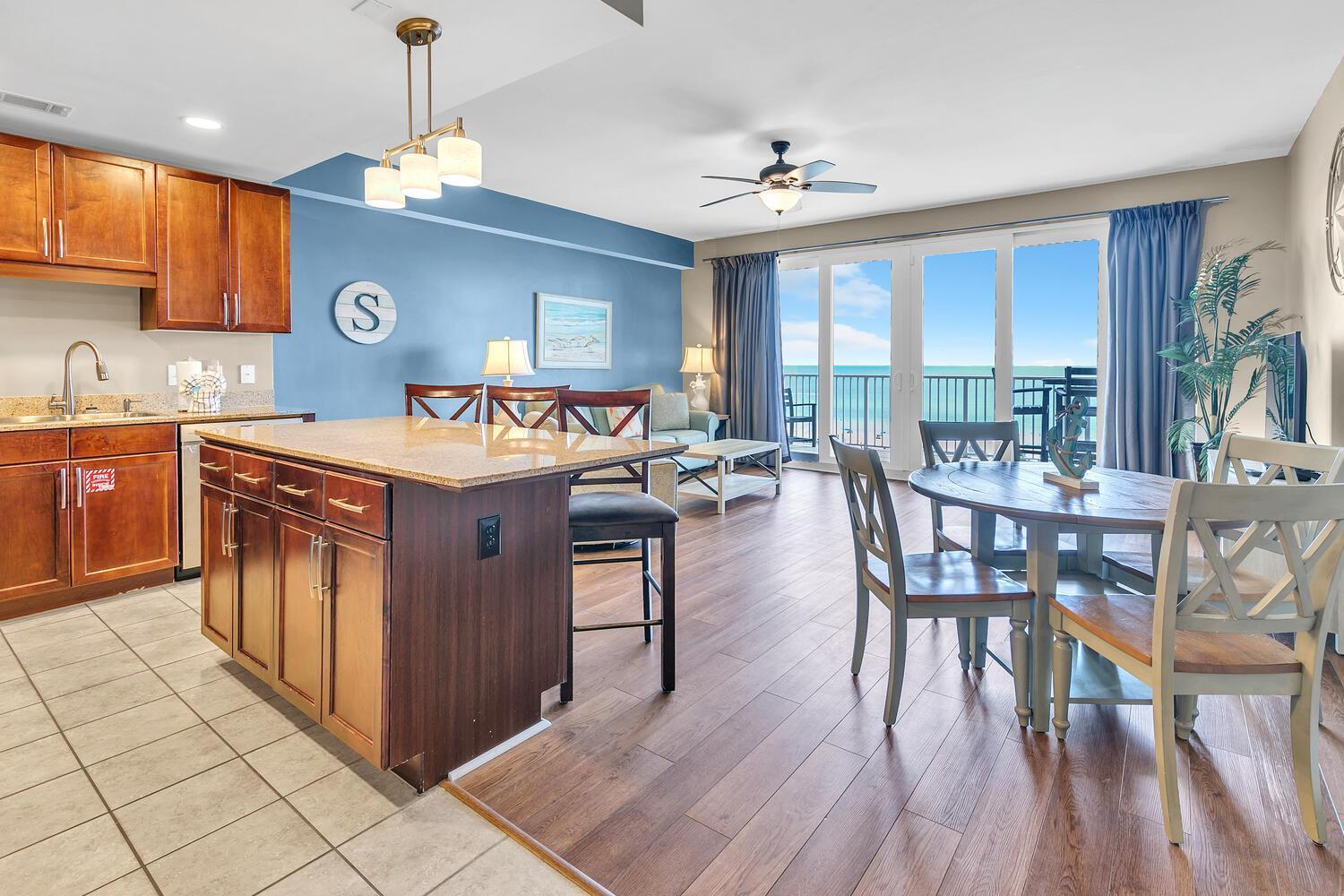 Holiday home Laketown Wharf 903